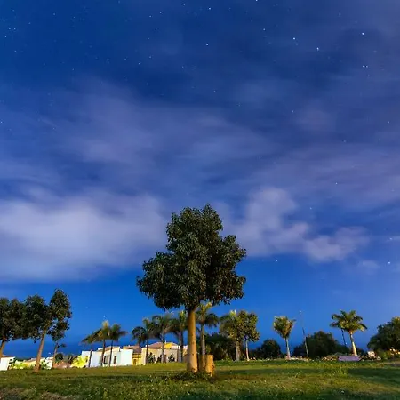 Ocean View La Quinta 公寓