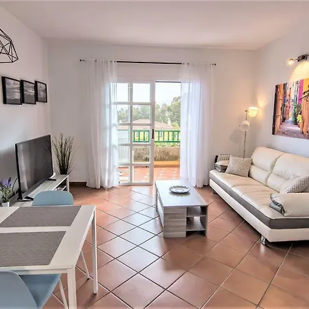 Ocean View La Quinta Apartment *